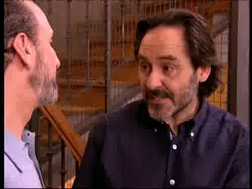 -Que no, yo soy incapaz de hacerle
algo así a Paloma...