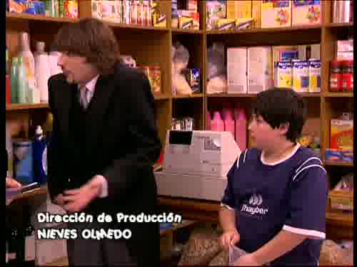 -Claro. Música, maestro.
-¡Ven aquí, gilipollas!