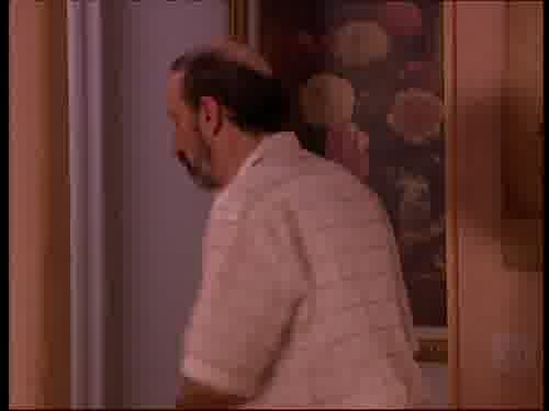 ¡Ah! Decirle a Mimuj que me
despierte mañana a las diez.