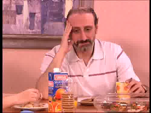 -No sé qué me sentó mal ayer.
Creo que fueron las setas.