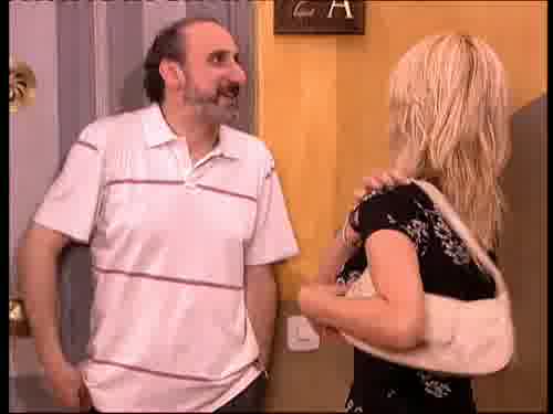 -Tengo la dirección de Andrés
y como dijisteis que érais vecinos.