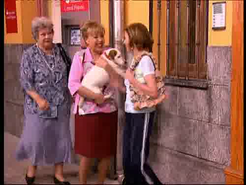 Lo que se está perdiendo Paloma.
-Las supernenas que pisen flojito,