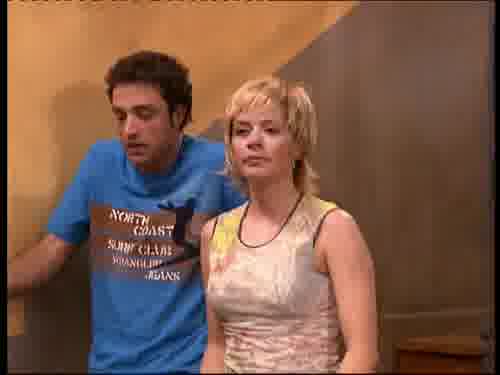 -¿No te dije que borraras la cinta?
-Y la borré,
