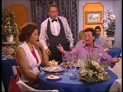 -Perdone.
-Espabila.