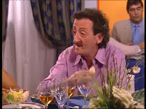 -¿Qué?
-¿Te vas a comer esto?