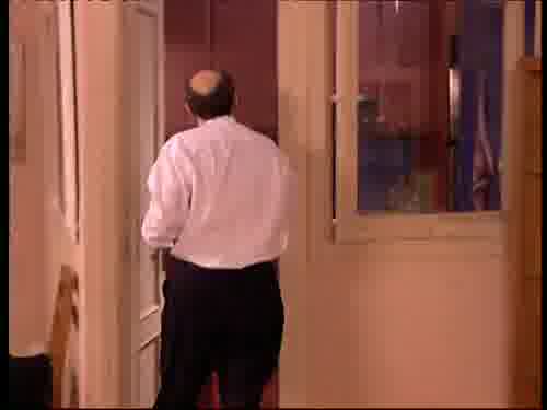 -Mi padre tiene una cita,
le pondrá los cuernos...