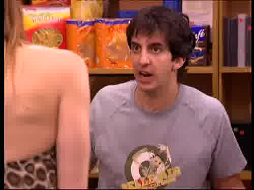 Es que ni come ni deja comer.
-Que es puta, coño.