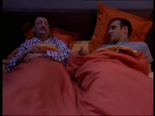 -Ay, por favor.