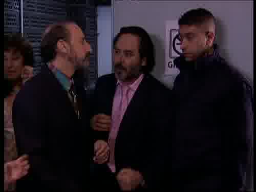 -Juan, ¿y nuestro camerino?
-No hay tiempo, nos adelantaron,