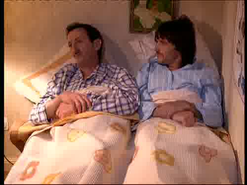 -Mejor, así hablamos de padre
a hijo. ¿Sabes que estoy enamorado?