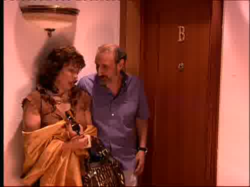 Que va a tener un hermanito.
-Ya.