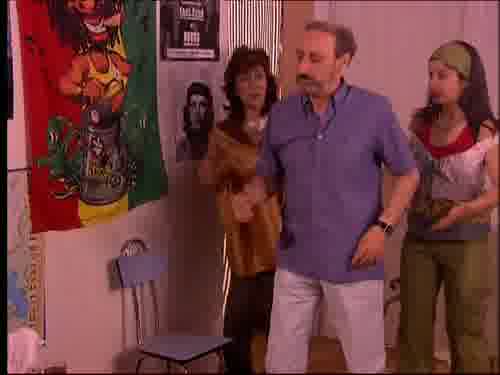 -Me he mareado un poco.
-Papá, siéntate. ¿Has desayunado?