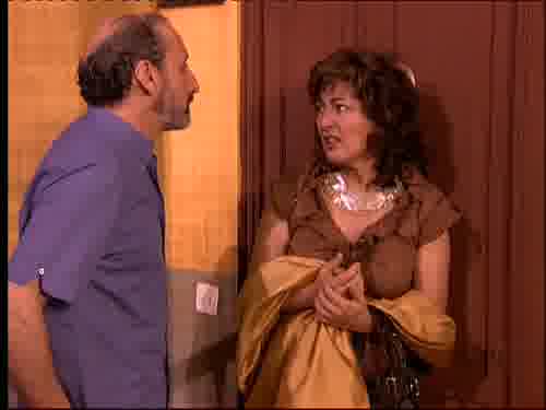 -El bebé te lo dan con seis meses.
-Ah, da tiempo a aprender chino...