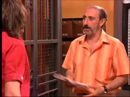 -No, vamos en business.
-Anda.