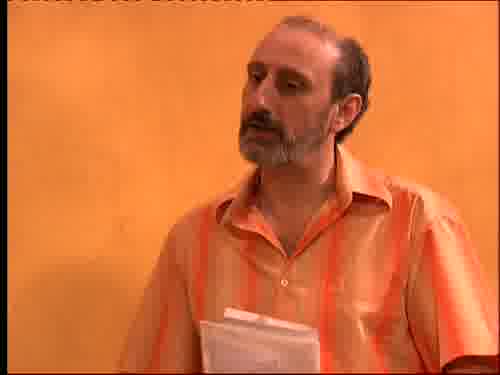 ...de la comunidad.
-Yo esta te la guardo.