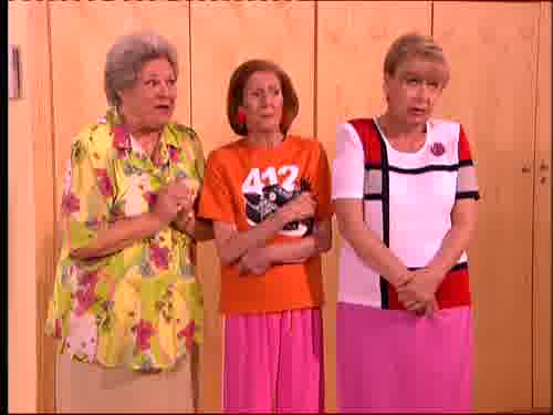 -Bea, no se los des,
que nos metemos en un lío.
