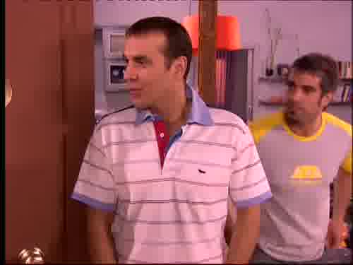 -13. Cumple 14 en septiembre.
-¿Lo ves? Nos hemos liado.