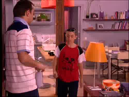 -Ah, como quieras.
-¿Me dais llaves o algo?