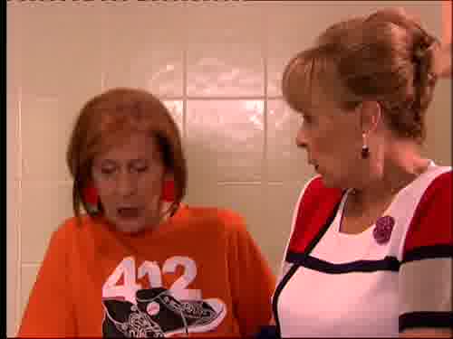 -Es verdad. Yo creo que Concha está
muy mayor para viajar.