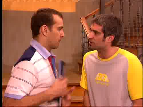 -He hecho fotocopias a color
y he puesto sus nombres. ¿Ves?