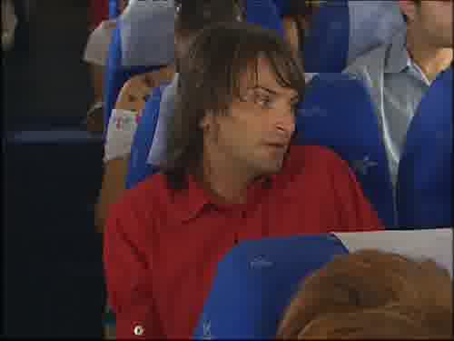 Es muy seguro.
-¿Y si nos estrellamos...