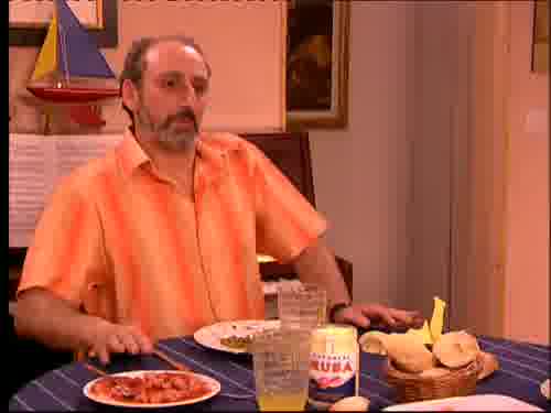 -Perdona, voy a bajar.
-¡No! No me dejes sola con el Jupa.