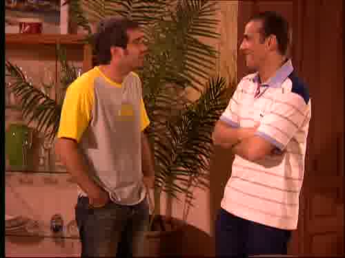 -Ya, pero...
-¿Habéis visto mi bolso?