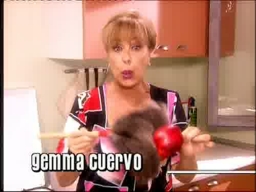 Aquí, aquí, aquí no hay quien viva,
aquí no, aquí no.