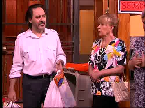 -Pobre Andrés,
está de un amargado...