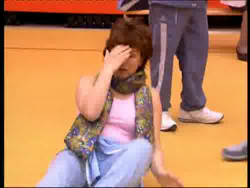 -Oye, que me han llamado.