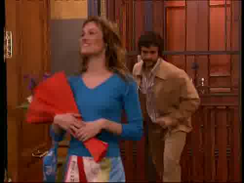 -Las flores.
-Ah.