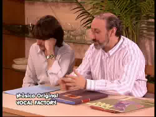 ...deben rellenar una solicitud.
Emilio dispone...