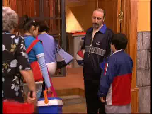 -José Miguel, por favor.