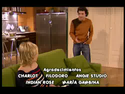 -Mauri está ligando contigo.
-Lo mismo se ha enamorado.