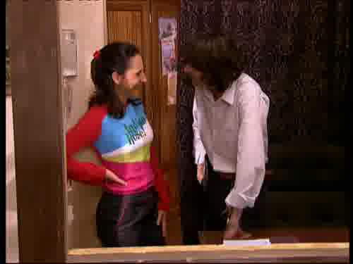 -No, quiero hablar contigo.