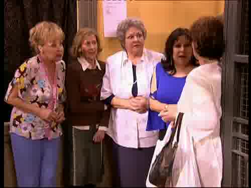 ...con una mujer.
-Ah, ¿y?