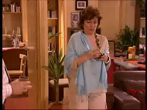 -Tranquila, ¿cómo se va a casar
Álex? Él sabe lo que hace.