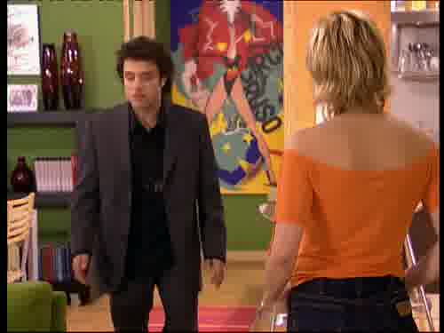 -Lucía, ¿cómo va esto de la ópera?
-Es como el teatro normal,