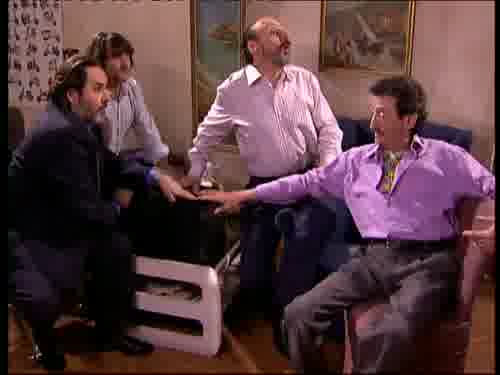 Es la bolsa de deporte de Emilio.
-¡Claro, la maratón va a correr!