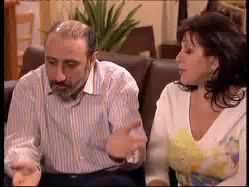 es mejor repartir a partes iguales.
-¡Una leche! Yo pierdo un dineral.