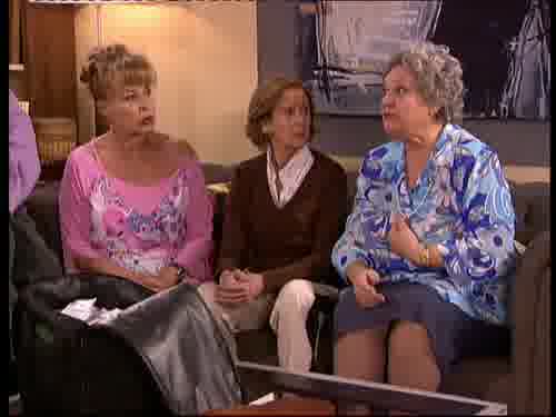 -Somos cuatro en casa
y tenemos muchos gastos.