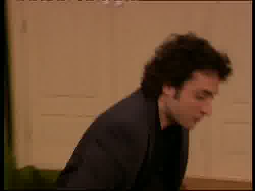 -Muy bien.
-¿Y vosotras qué tal?