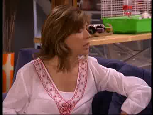 Lucía me pone nerviosa, y cada vez
me gusta más, y más nerviosa estoy.