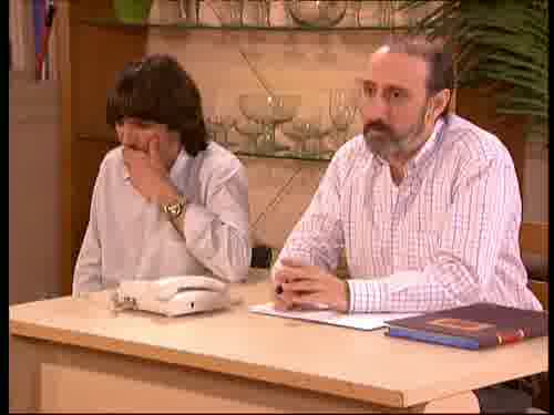 -¿Qué nos vamos a comprar?
No nos ha dado tiempo.