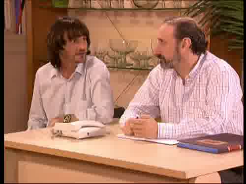 -O no, tú te crees lo que te dicen.
-Ya tienes unos años el señor.