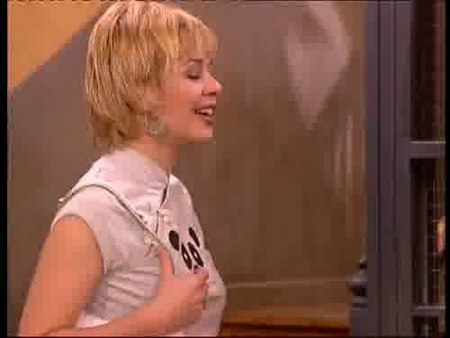 Ella es Bea, mi nueva compañera
de piso. Bea, Lucía.