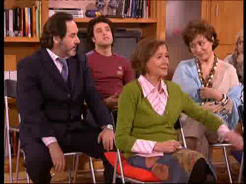 -Emilio y yo velaremos
por vuestra seguridad.