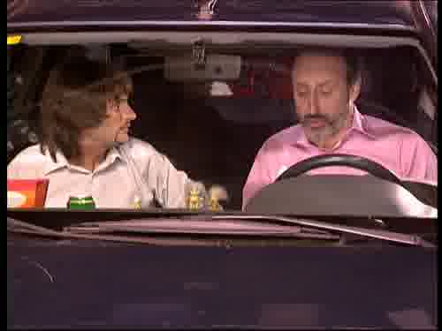 46 entre dos menos cinco.
-Bueno, ya es mayor de edad.