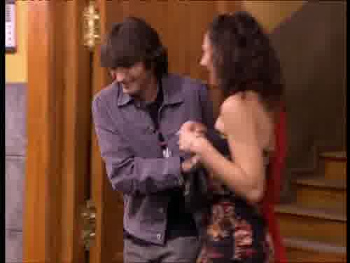 -Qué guapa.
-¿Adónde me llevará éste?
