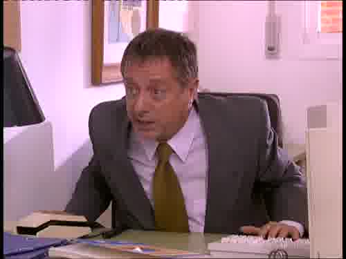 -¿Cómo?
-A ese tío hay que machacarlo.